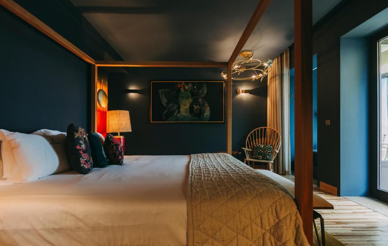 Torel Avantgarde Porto Exterior photo A bedroom at The Standard