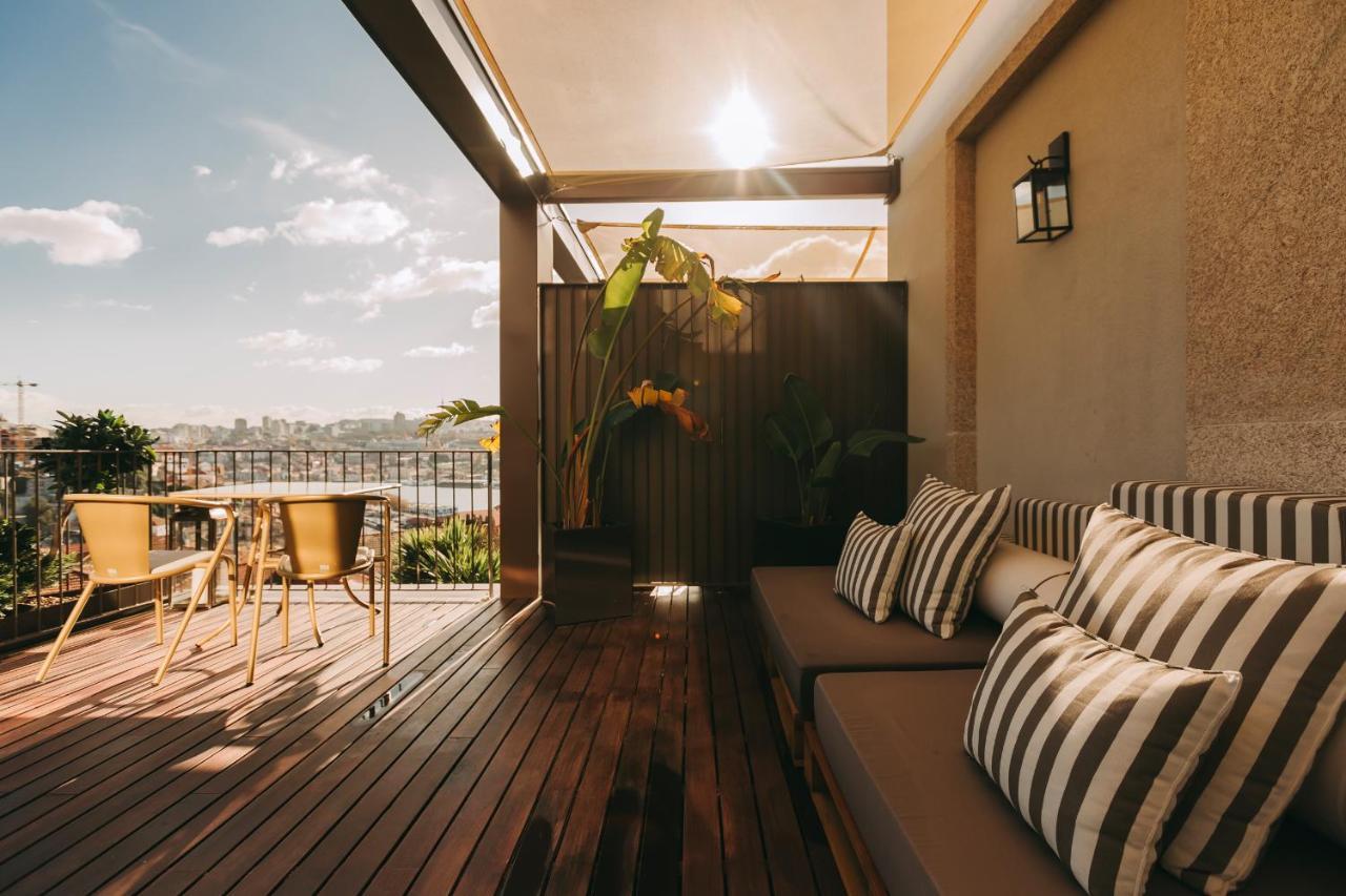 Torel Avantgarde Porto Exterior photo A balcony