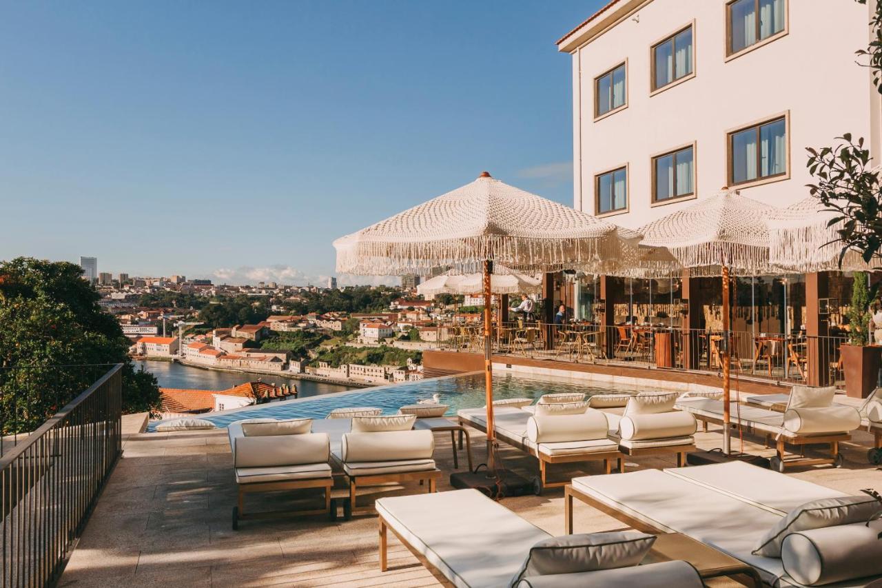 Torel Avantgarde Porto Exterior photo The hotel's rooftop pool