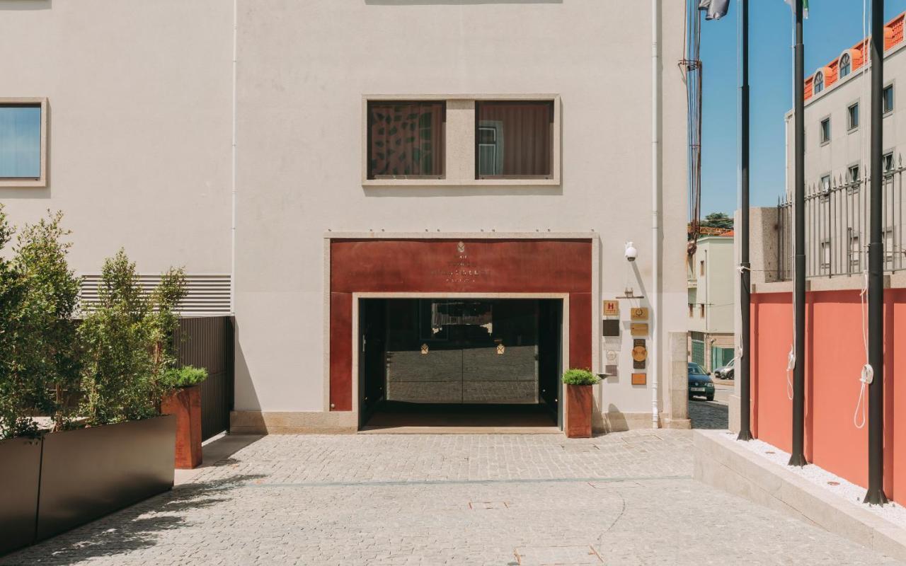 Torel Avantgarde Porto Exterior photo Entrance to the museum